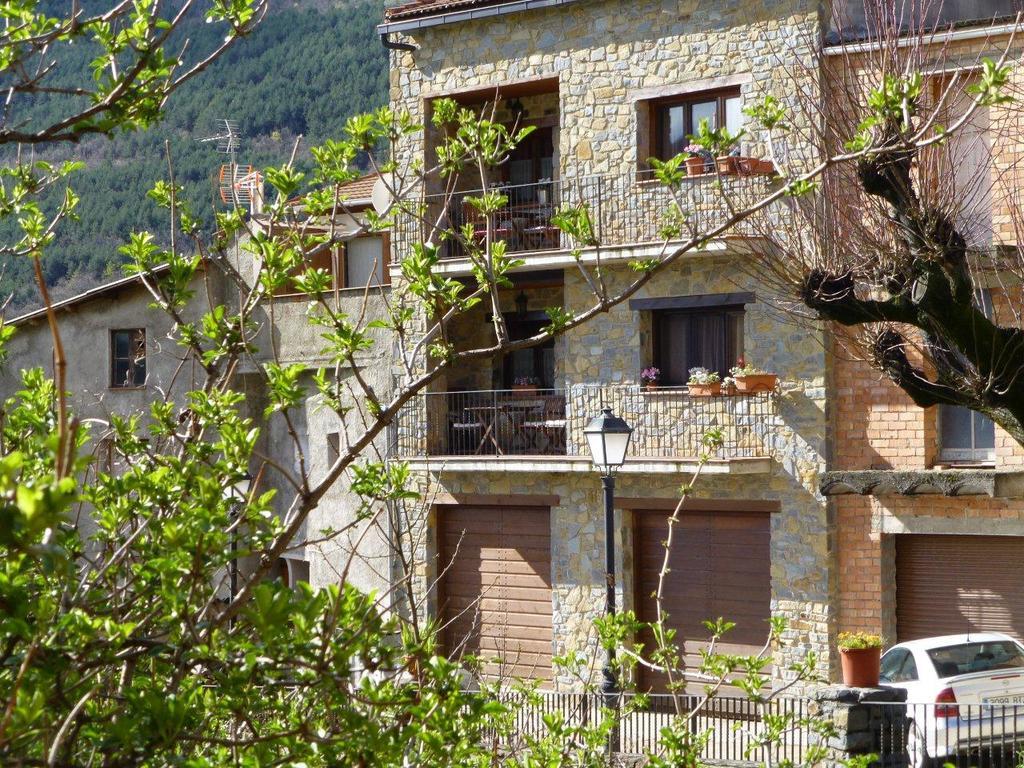 La Fusteria Del Casat Lägenhet Sarroca de Bellera Exteriör bild