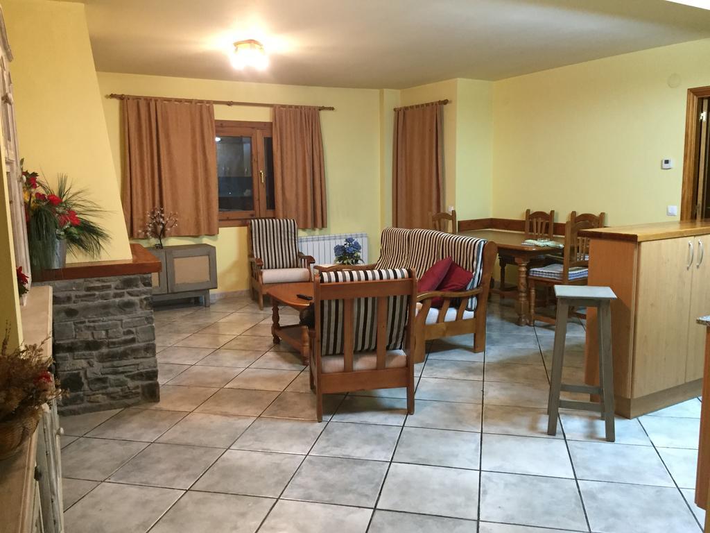 La Fusteria Del Casat Lägenhet Sarroca de Bellera Exteriör bild