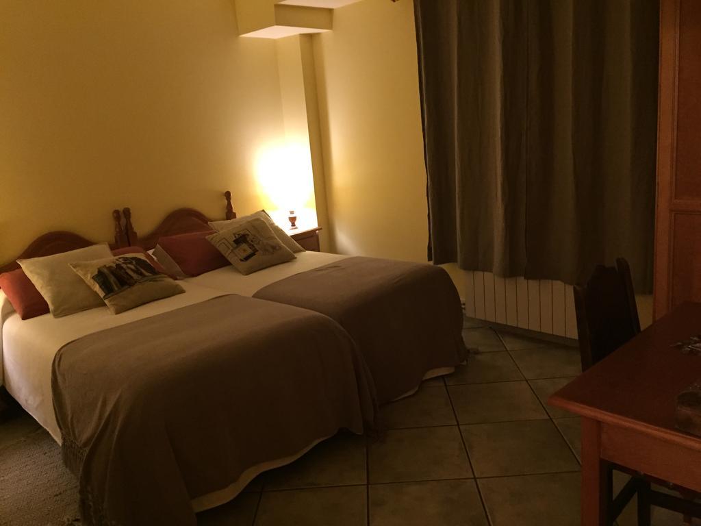 La Fusteria Del Casat Lägenhet Sarroca de Bellera Exteriör bild