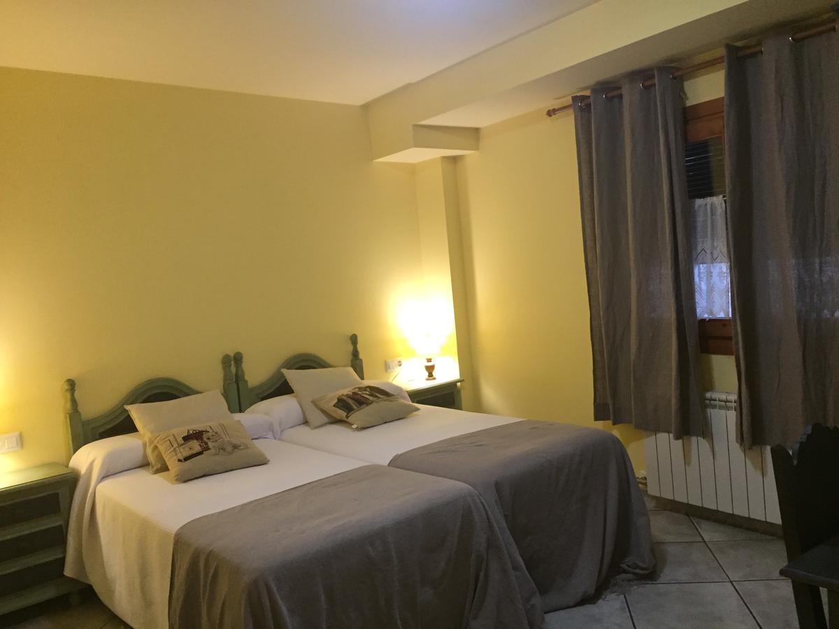 La Fusteria Del Casat Lägenhet Sarroca de Bellera Exteriör bild