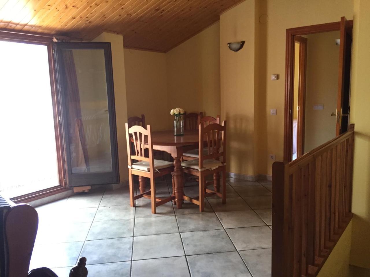 La Fusteria Del Casat Lägenhet Sarroca de Bellera Exteriör bild