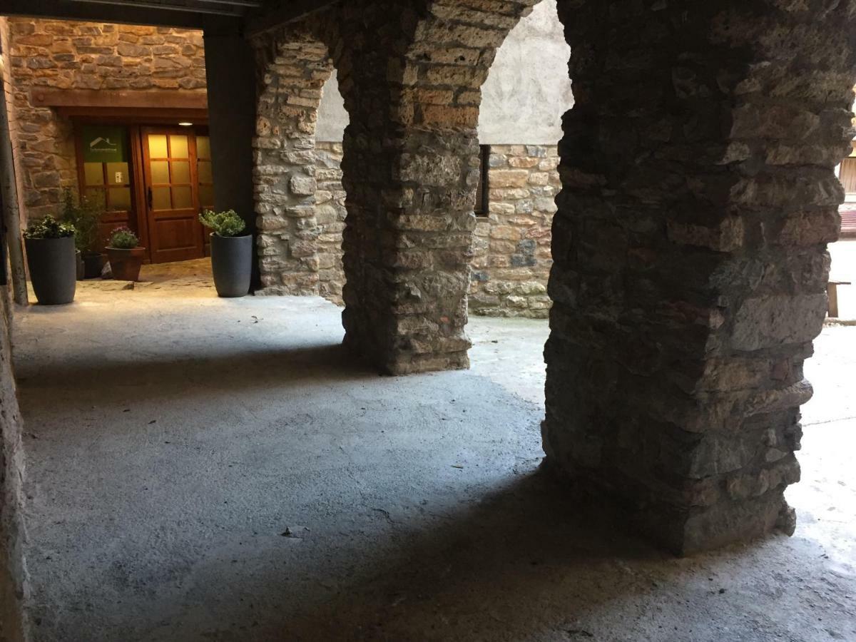 La Fusteria Del Casat Lägenhet Sarroca de Bellera Exteriör bild