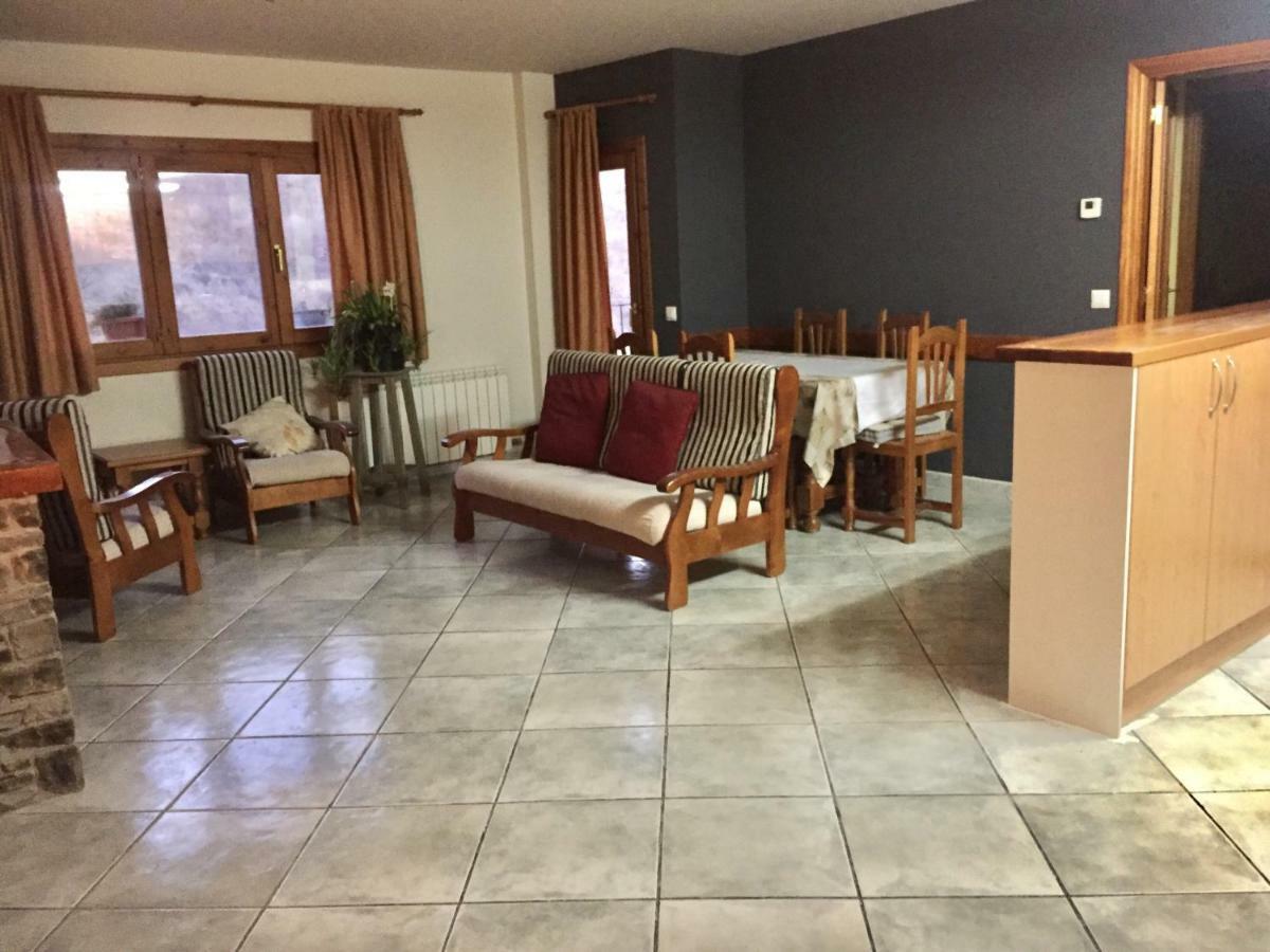 La Fusteria Del Casat Lägenhet Sarroca de Bellera Exteriör bild